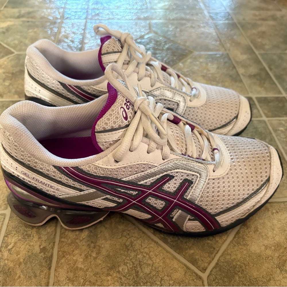 ASICS White and Purple Athletic Shoes for Running